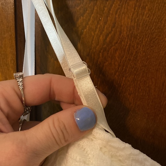 Brand new IZ Byer off white lace & linen hi-low dress with adjustable straps 😍 - Picture 7 of 12